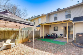 Georgia Townhome - 3 Mi to Stone Mountain Park!